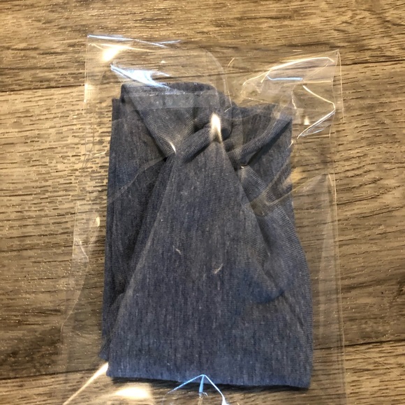 Darker Heather Blue Twisted Headband Handmade - Picture 4 of 4